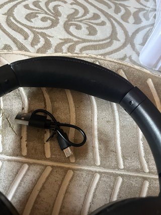 Auriculares Sony Bluetooth Negro + cable de carga