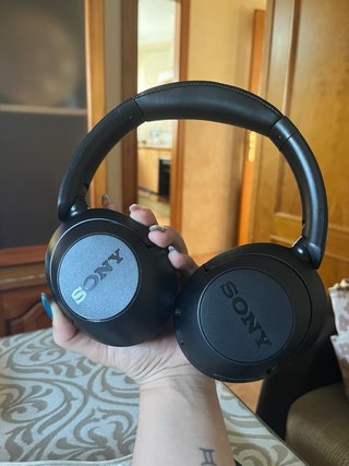 Auriculares Sony Bluetooth Negro + cable de carga
