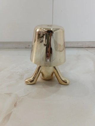 Lámpara efecto espejo dorada