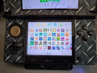 Nintendo 3DS + 68 Giochi + Caricatore