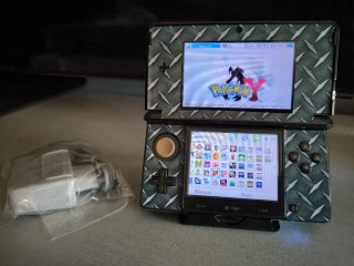 Nintendo 3DS + 68 Giochi + Caricatore