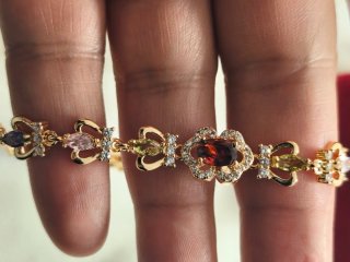 Pulsera chapada oro 18k con piedras