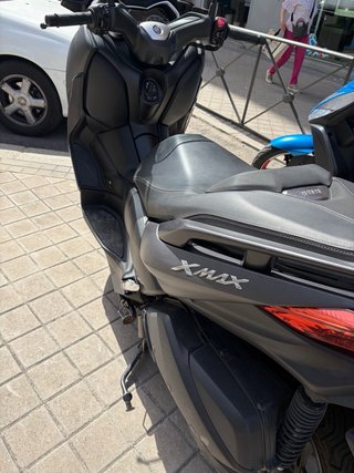 Yamaha XMAX 300 Negra 22k km