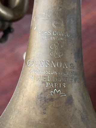 Antigua trompeta Couesnon 1935