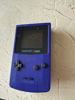 Consola Game Boy Color Morada + Juego Tarzán