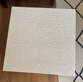 Mesa auxiliar Zara Home color crudo