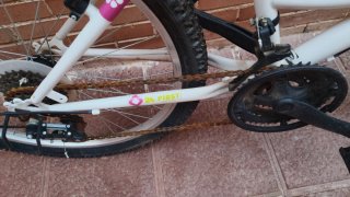 Bicicleta infantil 24 FIRST