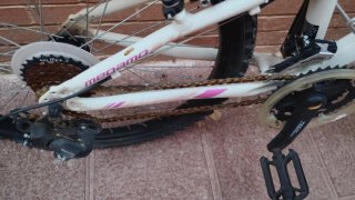 Bicicleta infantil 24 FIRST