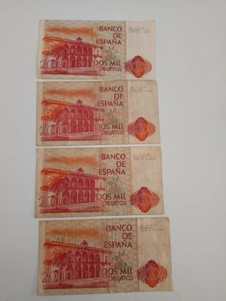 Lote 4 Billetes 2000 Pesetas 1980