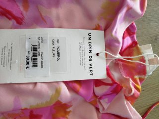 Camiseta floral rosa