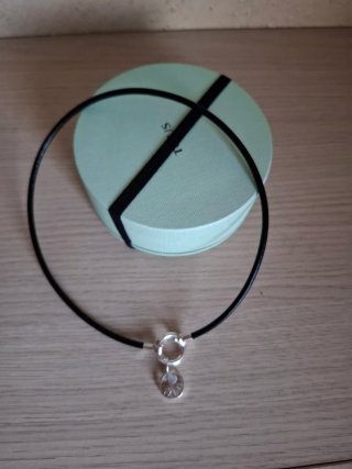 Collar Tous cuero y plata Mama