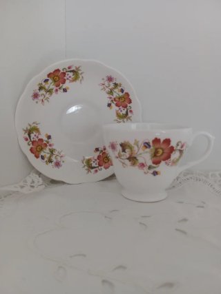 Taza de té inglesa de porcelana