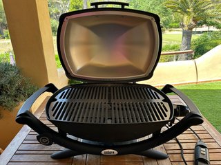 Barbacoa Eléctrica WEBER Q2400 Negra Nueva