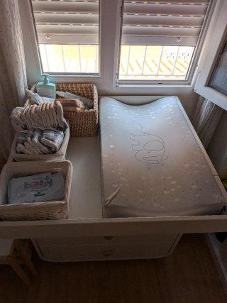 Cambiador bebé IKEA