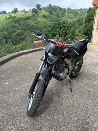 Derbi senda sm 125cc 4t
