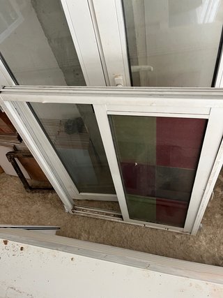 Ventanas de aluminio pequeñas