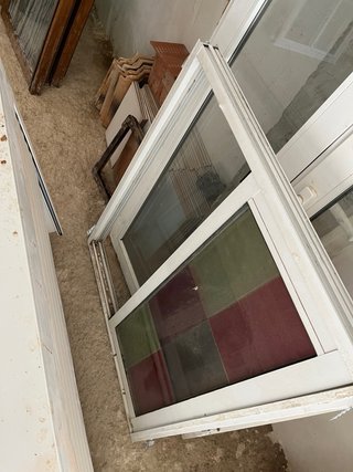 Ventanas de aluminio pequeñas