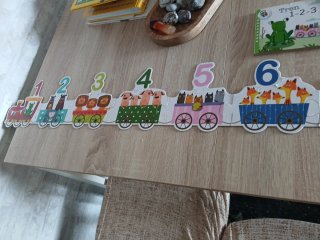 Puzzle tren números animales con libro