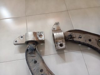 Volkswagen golf 5 Brazos de suspensión