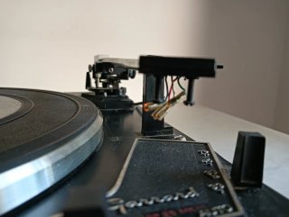 REGALO TOCADISCOS GARRARD