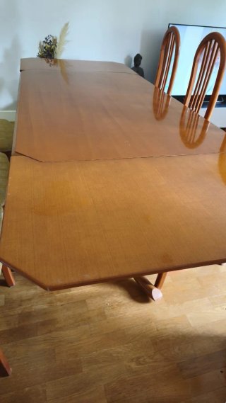 Mesa extensible + 6 sillas comedor
