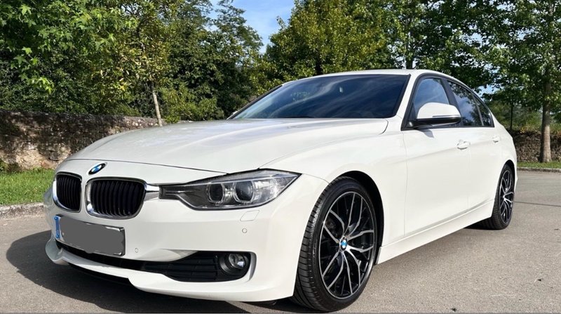 BMW 318D 2015 automático - foto 1