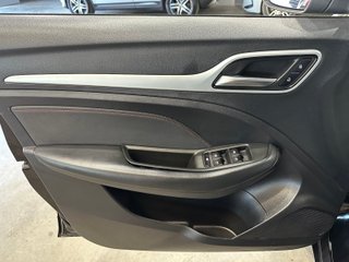 MG ZS 1.0T LUXURY (2022)