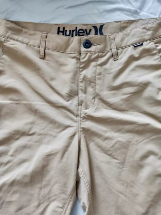 Pantalón corto Hurley beige