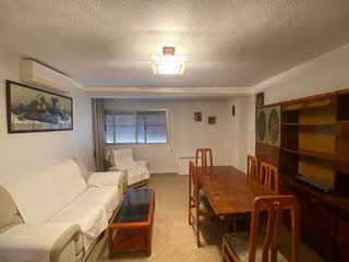 Sofá de 175 cm, color beige muy cómodo, como nuevo
