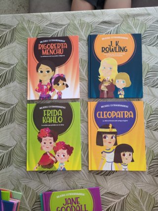 Colección libros Mujeres Extraordinarias