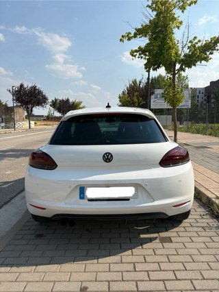 Volkswagen Scirocco 2.0 tsi DSG