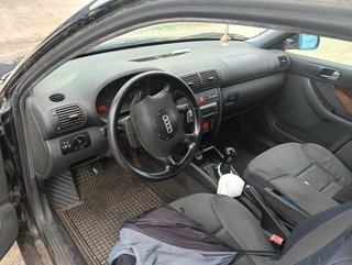 Audi A3 1.9 TDI Attraction (8L)