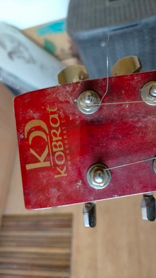 Guitarra Kobart