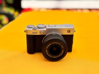 Fujifilm X-E5 Plata + objetivo 13-33