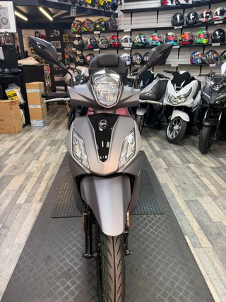 SYM Symphony ST 125 LC ABS Gris