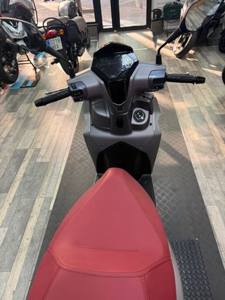 SYM Symphony ST 125 LC ABS Gris