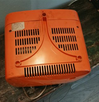 Televisore picchio rosso Vintage MagnaDyne