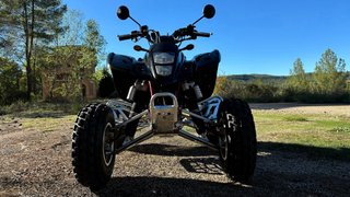 Suzuki LTZ 400 Black Edition