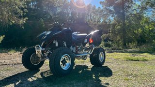 Suzuki LTZ 400 Black Edition
