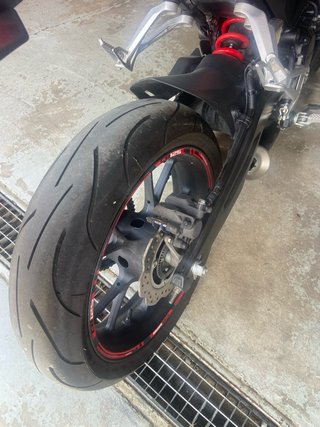 Honda CB 125 R 2020 Granate/Negro