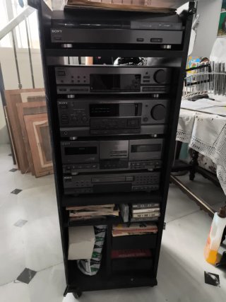 Cadena de música Sony negra