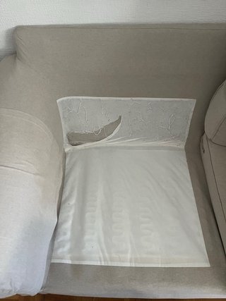 Sofá beige 2 plazas