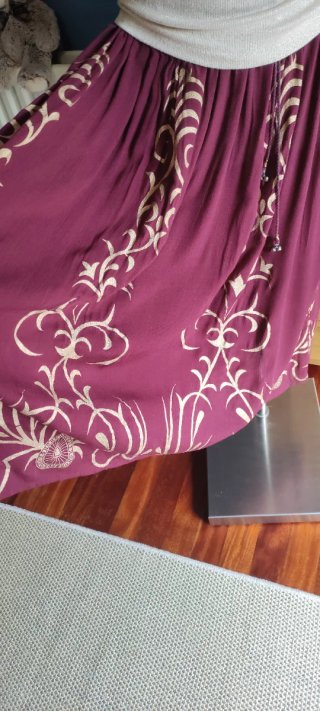 Conjunto Falda Larga y Top Beige dorado