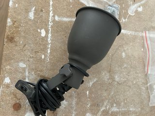 Lámpara de pared IKEA HEKTAR Negra