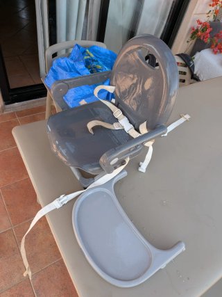 Silla elevador Chicco Pocket Snack para comer