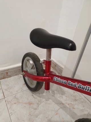 Bici de equilibrio Chicco Red Bullet