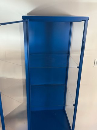 Vitrina de cristal y metal azul Ikea