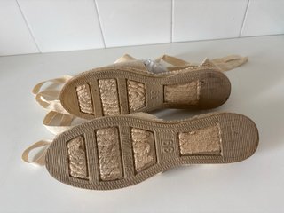 Alpargatas Valencia Beige