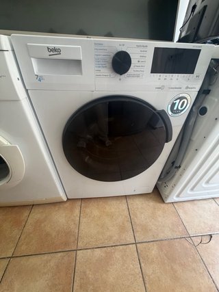 Lavadora y Secadora Beko 7/4 kg