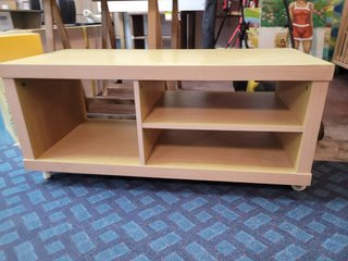 MUEBLE TV IKEA MARRÓN CLARO